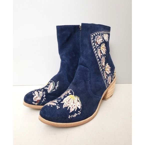 Anthroplogie Italian Cowboy Embroidered Blue Suede Western Boots Size 36 - Picture 2 of 5